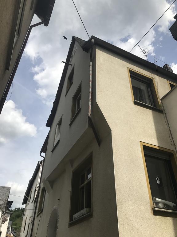 Ferienwohnung In Ediger Eller Екстер'єр фото