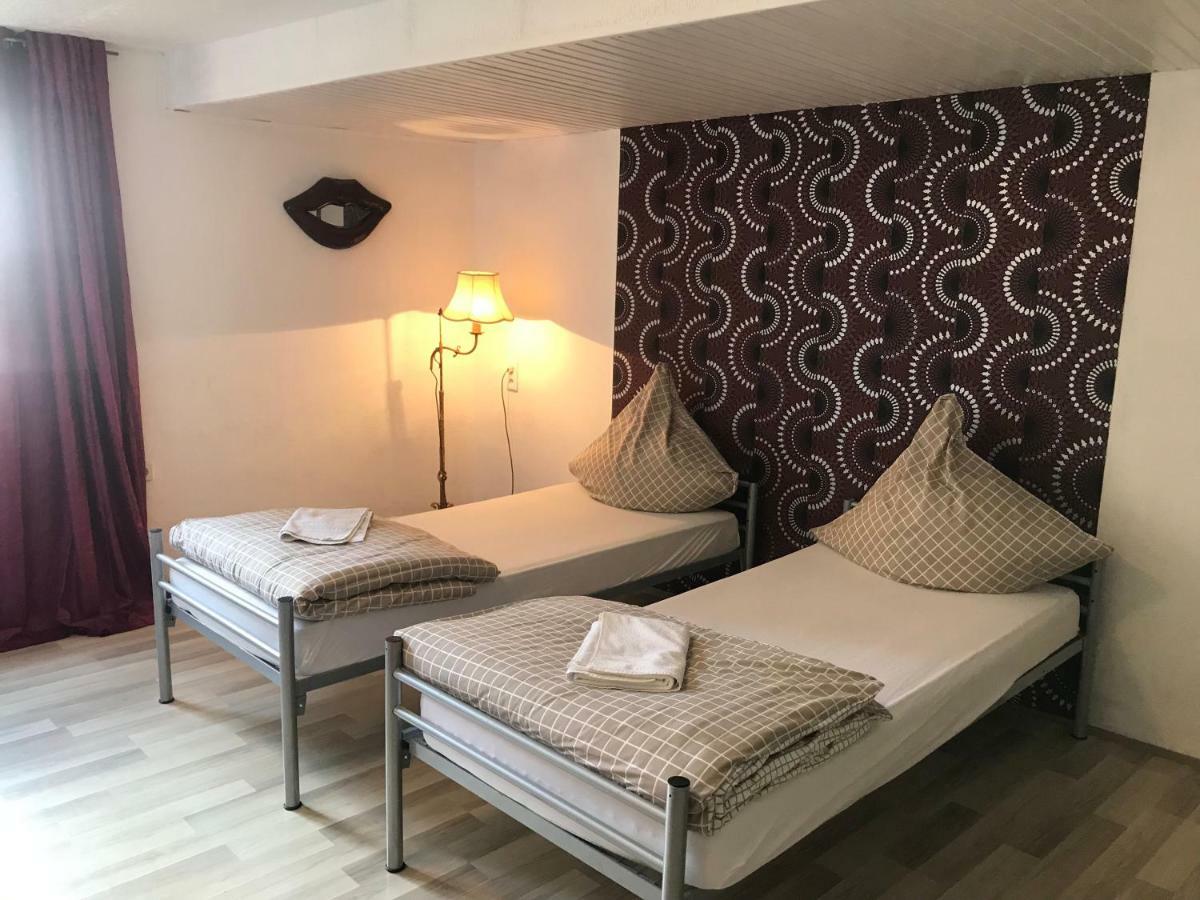 Ferienwohnung In Ediger Eller Екстер'єр фото