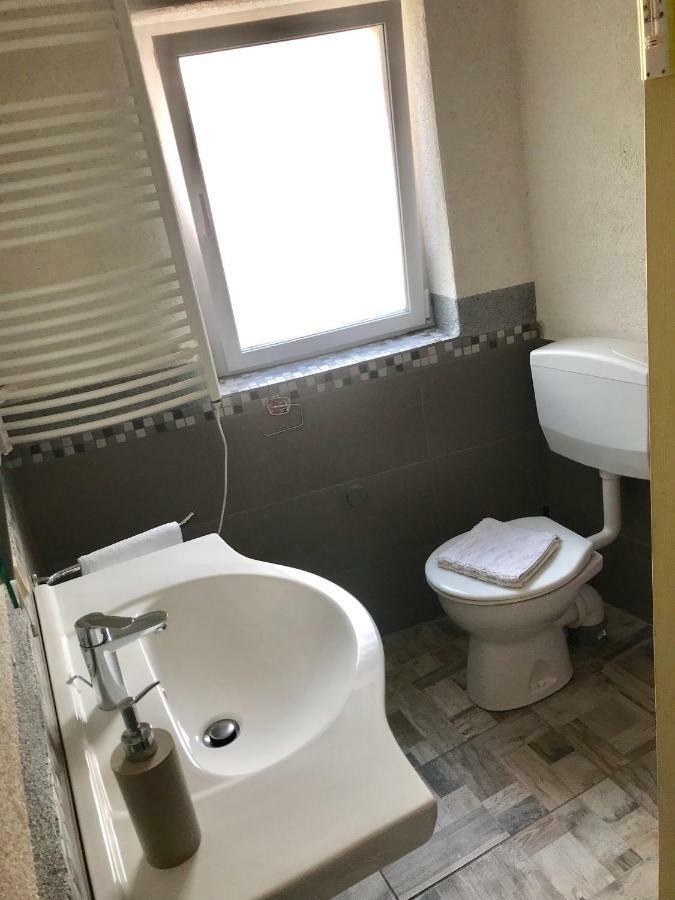 Ferienwohnung In Ediger Eller Екстер'єр фото