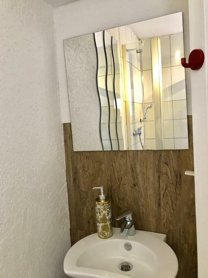 Ferienwohnung In Ediger Eller Екстер'єр фото